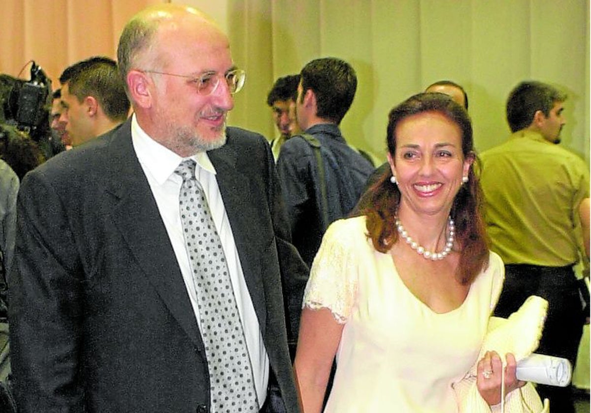 Juan Roig y Hortensia Herrero, en los premios Nova de 2001.