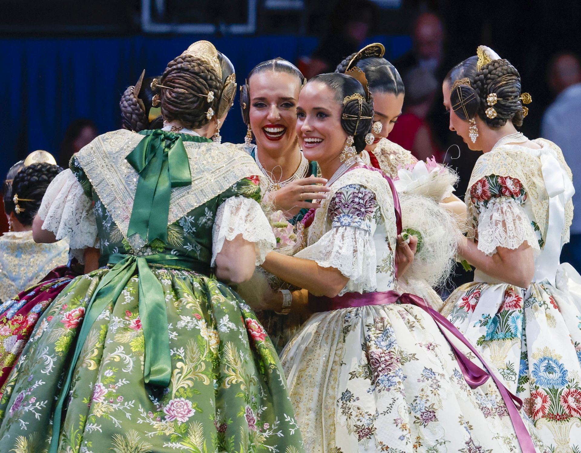 La gala de elección de las candidatas a fallera mayor de Valencia 2025 en imágenes