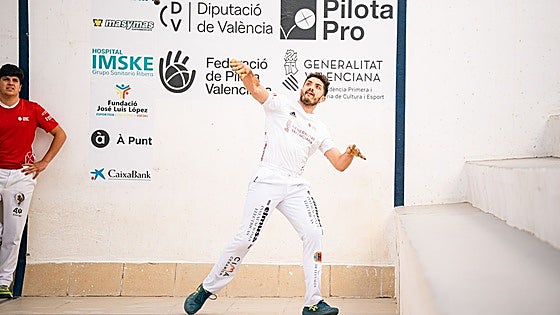 José Salvador, el pilotari que se partió el pecho