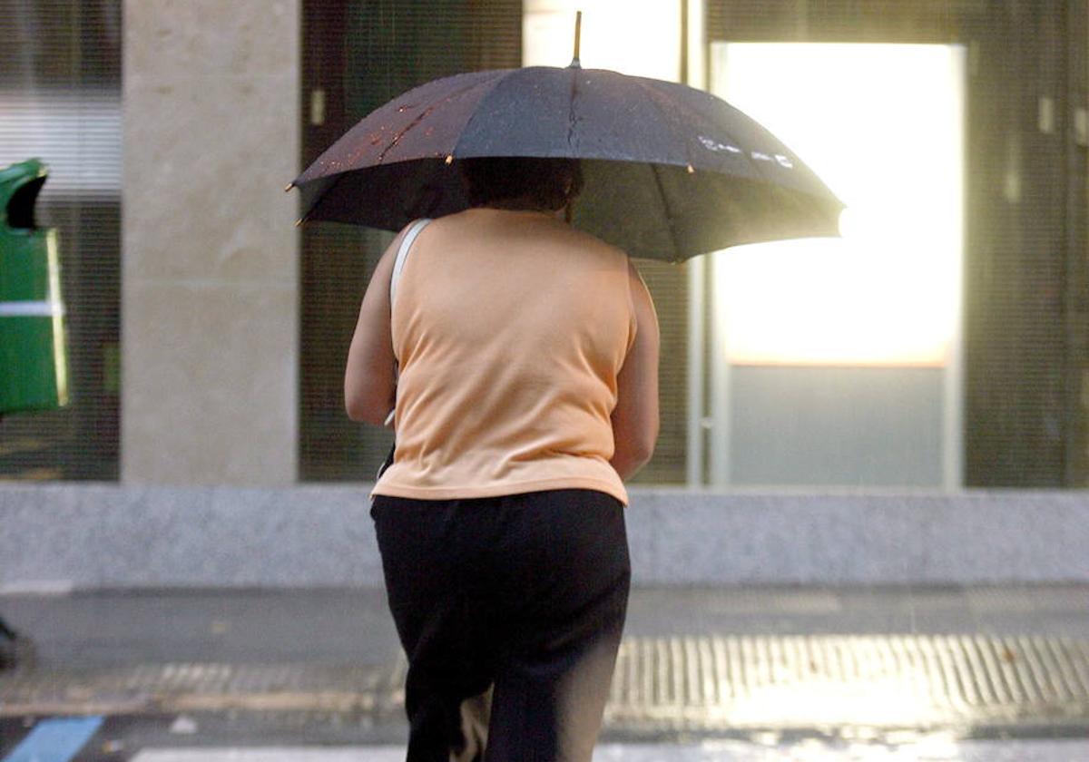 Lluvia en una localidad de la Comunitat Valenciana.