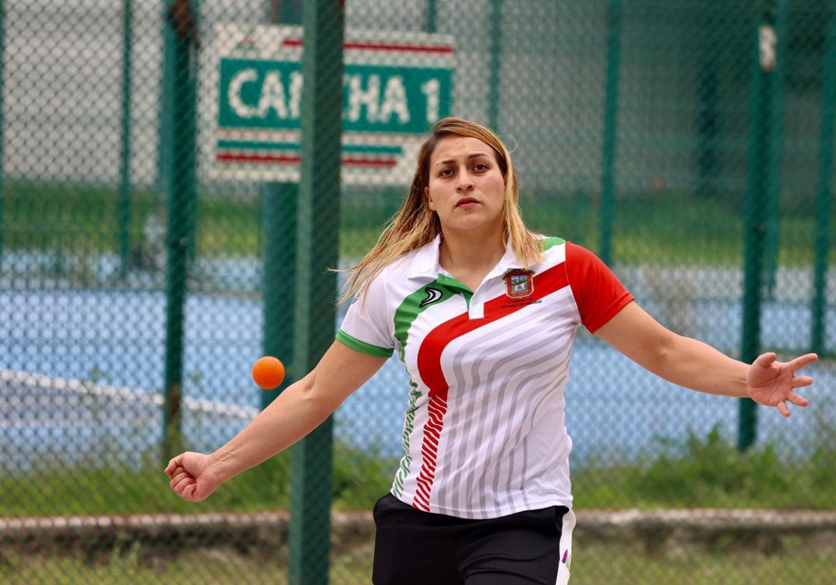 La mexicana Paola Reyes, durante un partido.