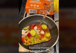 La 'paella congelada' viral en TikTok que indigna a los valencianos: «Se han declarado guerras por menos»