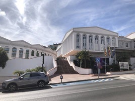 El auditorio calpino.