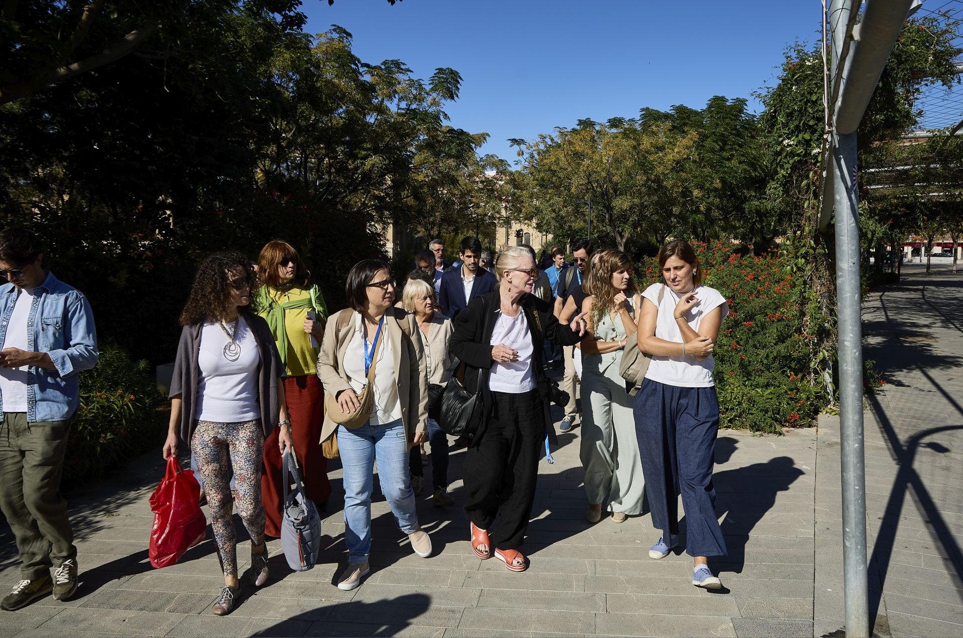 La visita de la arquitecta Kathryn Gustafson al parque Central de Valencia