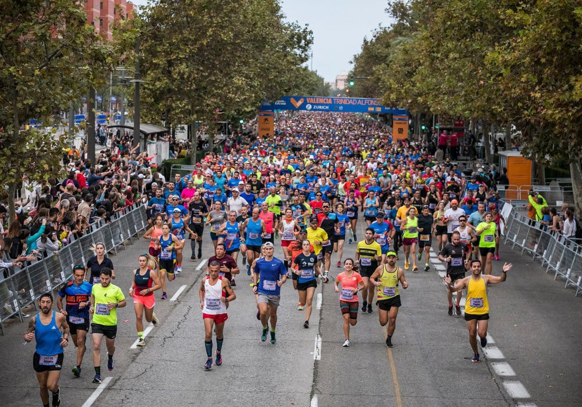 Competidores del medio maratón de Valencia en el año 2023