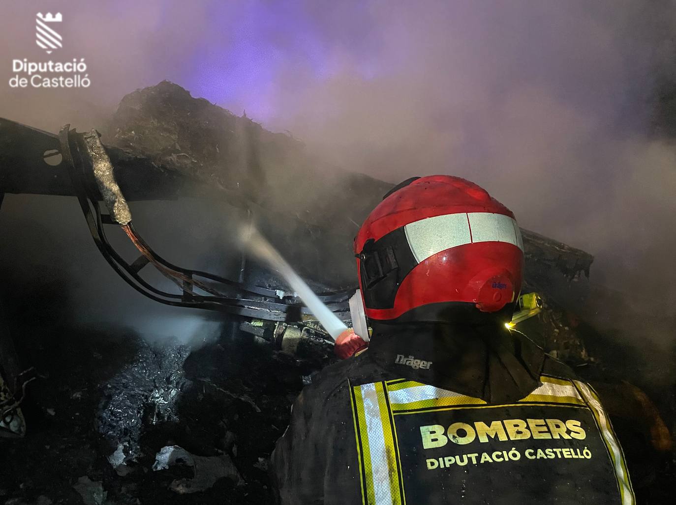 Fotos del accidente entre dos camiones en Benicàssim