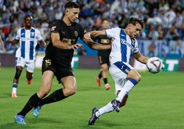 César Tárrega, con el Valencia.