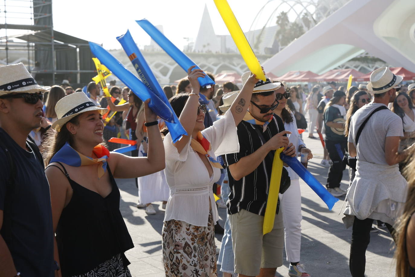 El festival &#039;Som de la terreta&#039; pone a bailar a la Ciudad de las Artes