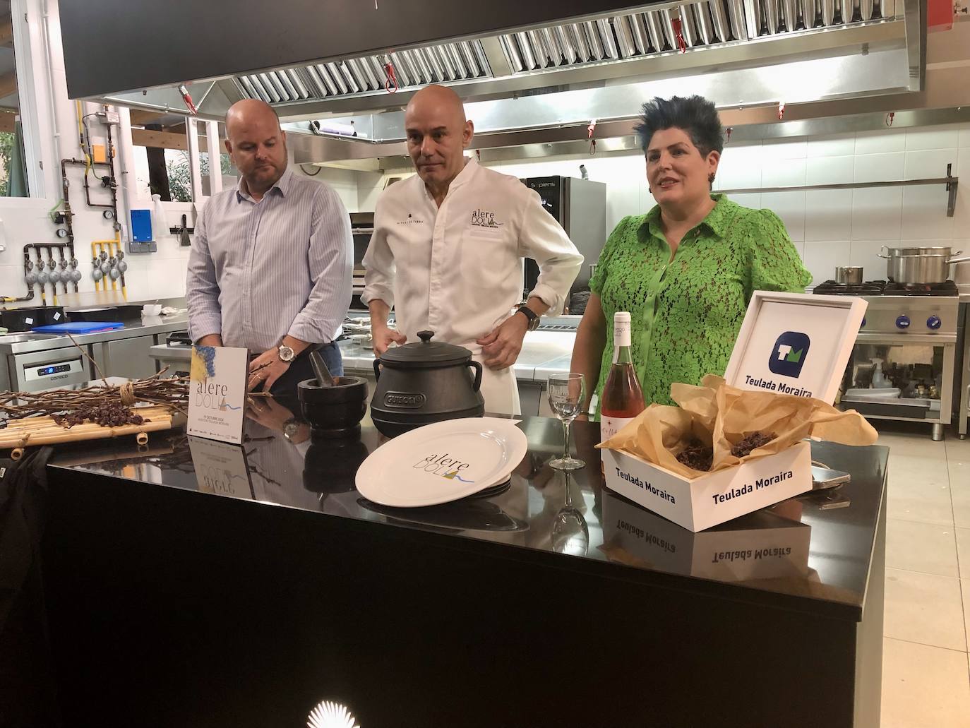 Imagen principal - Alere Dolia pone el foco en la raíz de la cocina de los hogares, el campo y el mar