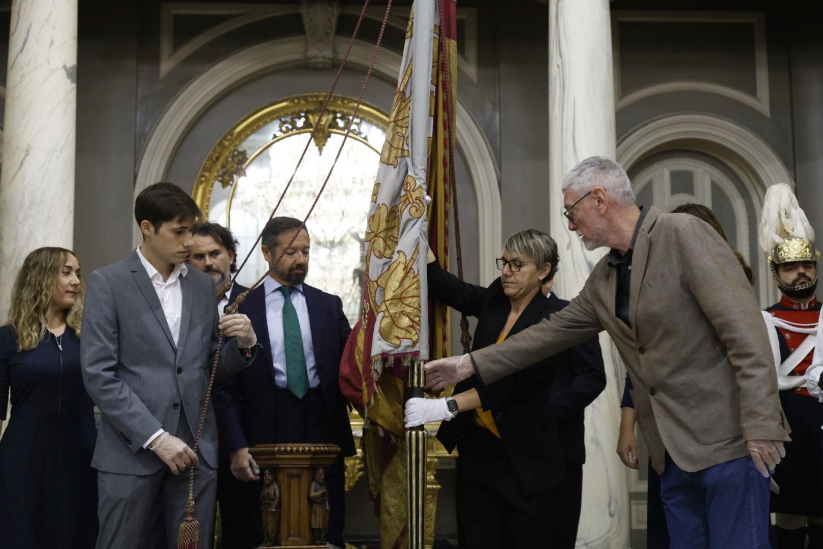 Fotos de la Senyera, que se puede visitar por el 9 d&#039;Octubre