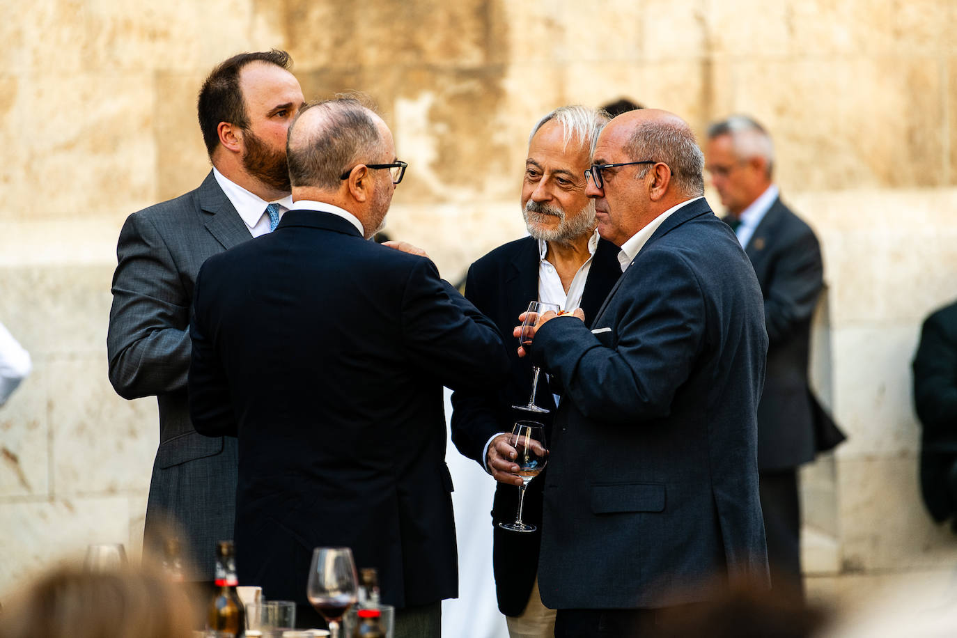 La sociedad valenciana acude a la recepción de la Generalitat por el 9 d&#039;Octubre