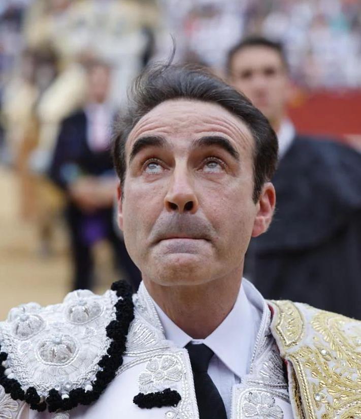 Imagen secundaria 2 - Transgresión, gloria y toreo caro en la despedida de Ponce en Valencia
