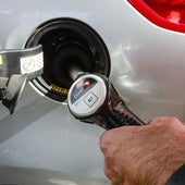 El precio de la gasolina titubea y anticipa un inminente cambio de tendencia