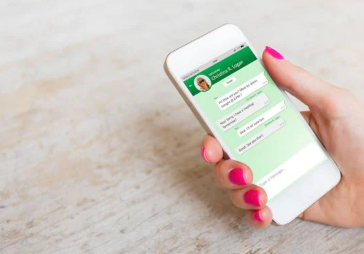 ¿Dónde está la papelera de WhatsApp?