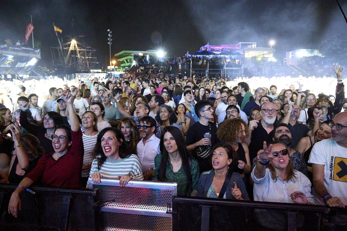 El festival Love to Rock llena de música La Marina