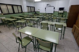 Un aula vacía en un instituto de la Comunitat.