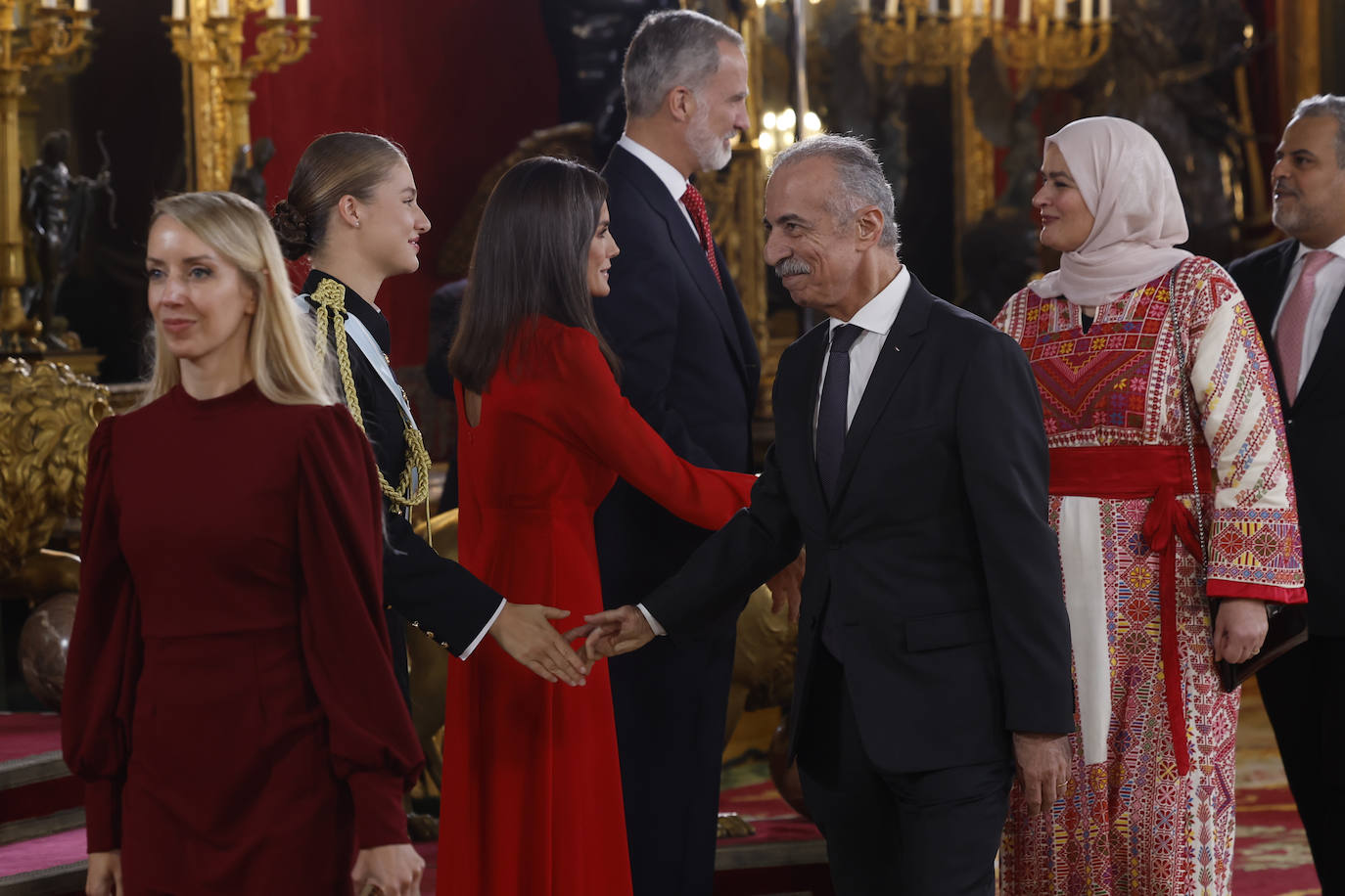 Fotos de la recepción de los reyes de España con motivo del Día de la Fiesta Nacional