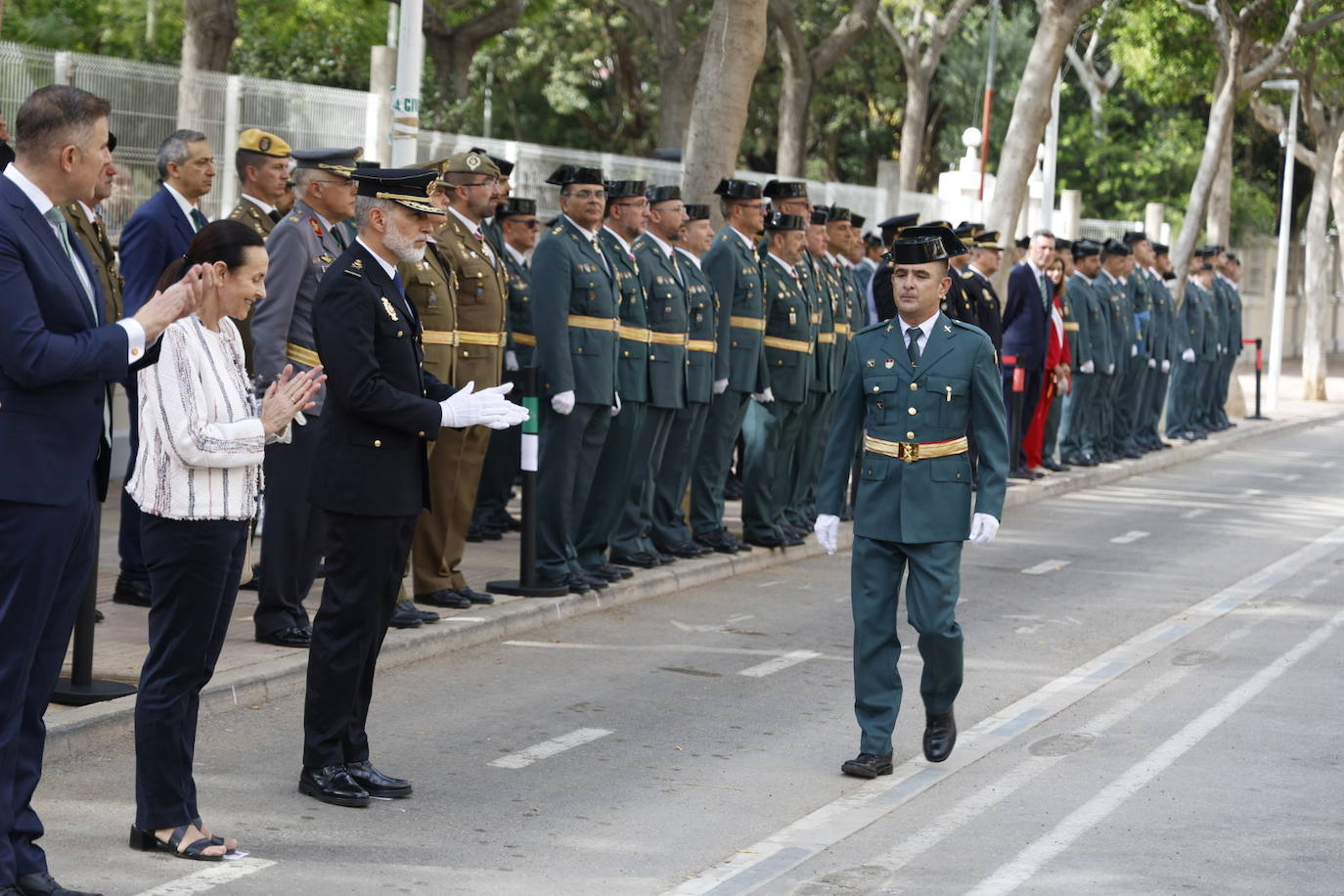 Fotos de la Guardia Civil honrando a su patrona en Cullera