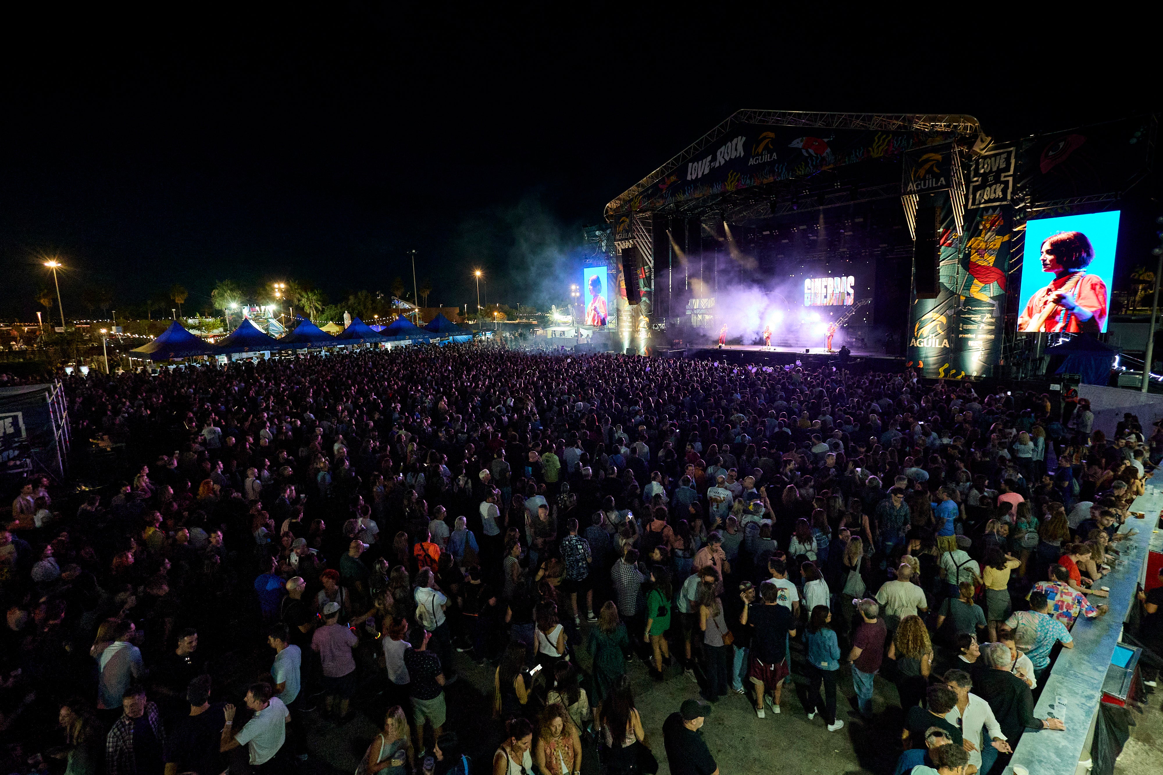 El Love to Rock multiplica el público en la segunda sesión en la Marina de Valencia