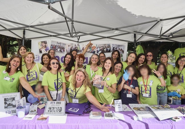 El stand de la asociación Amamanta.