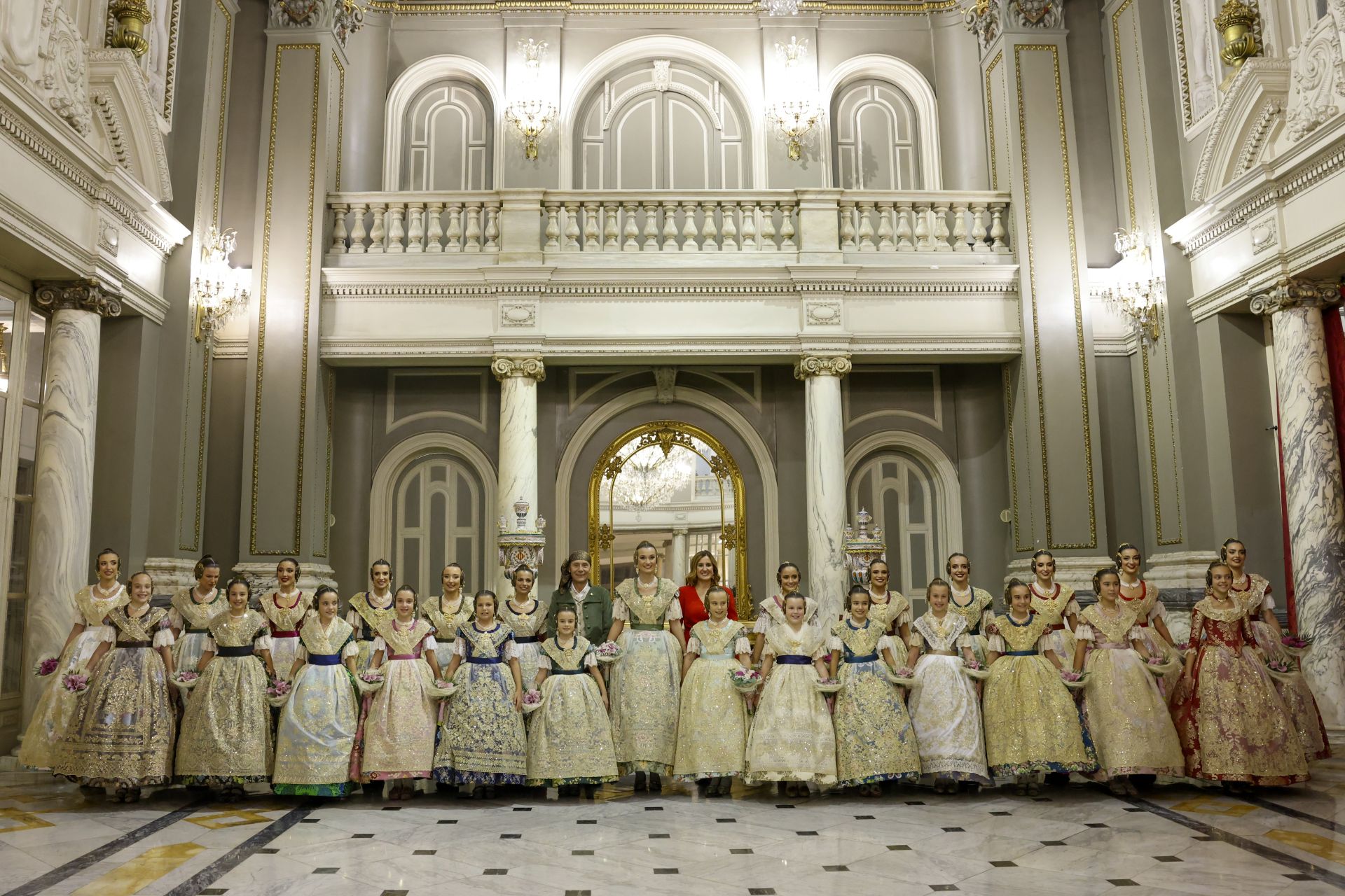 Las mejores imágenes de la proclamación de las falleras mayores de Valencia 2025