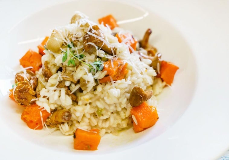 Un risotto hecho a base de ingredientes saludables es perfecto para una dieta equilibrada.