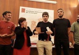 El grupo Zoo ha recibido la Medalla de la Acadèmia Valenciana de la Llengua.