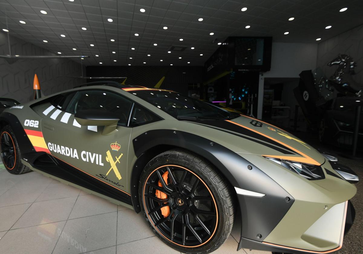 El 'lambo' de la Guardia Civil.