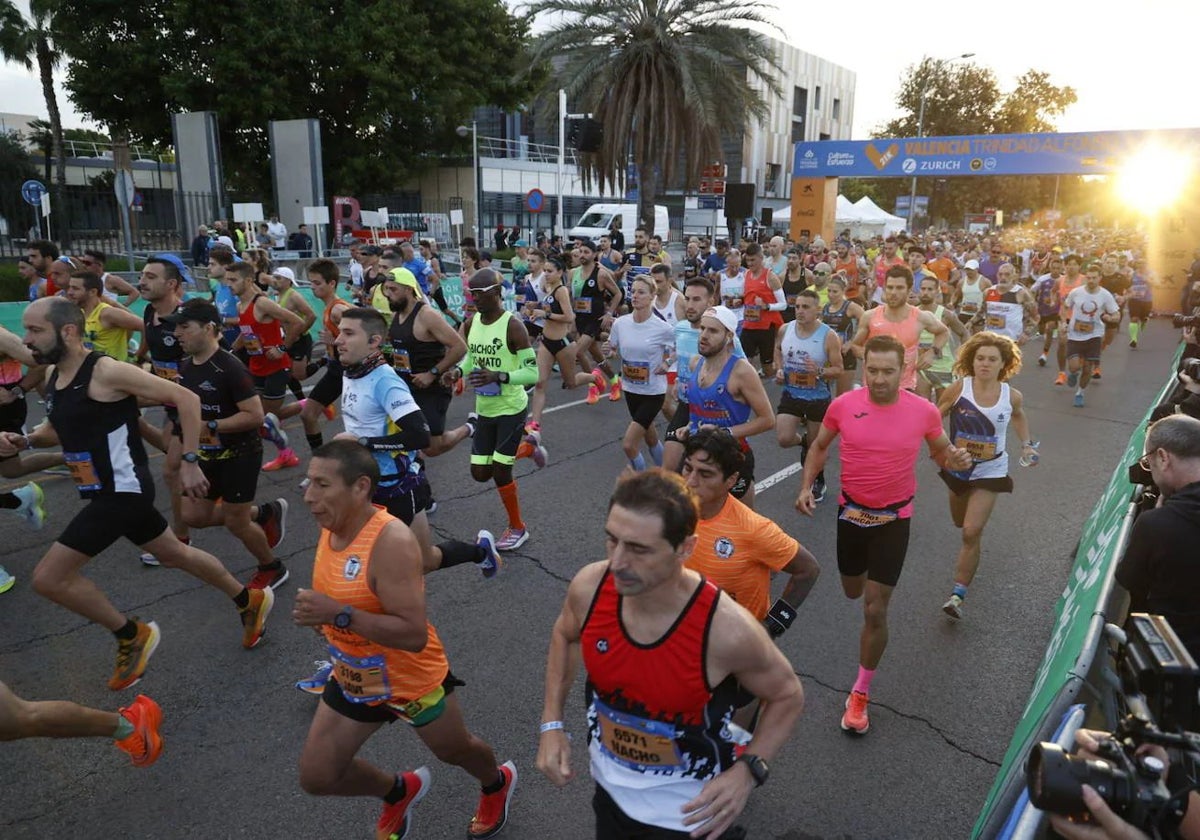 Salida del Medio Maratón Valencia 2023.