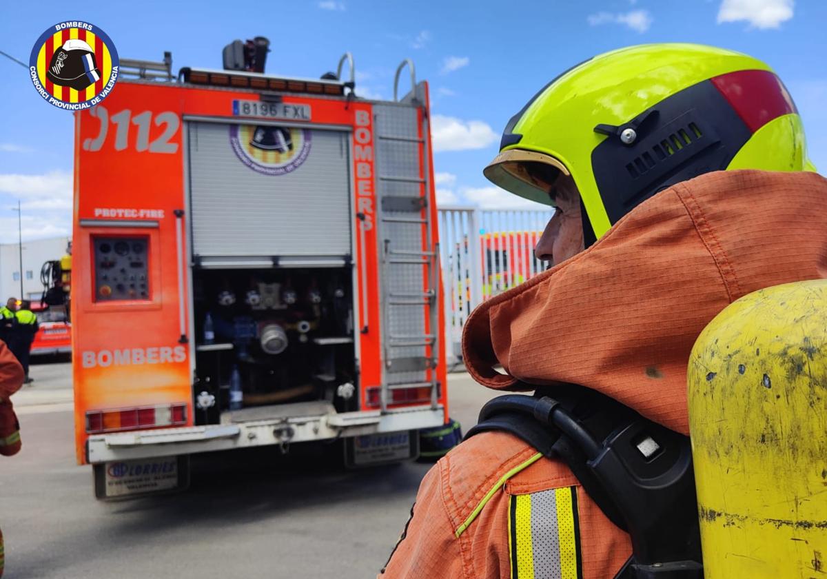 Los bomberos han controlado el incendio.