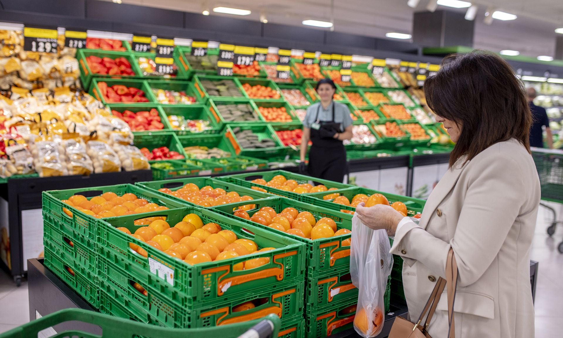 Mercadona desvela el origen de los caquis de sus supermercados