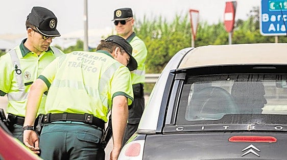 Interceptan a un vehículo con los autores de un robo con violencia en Sempere