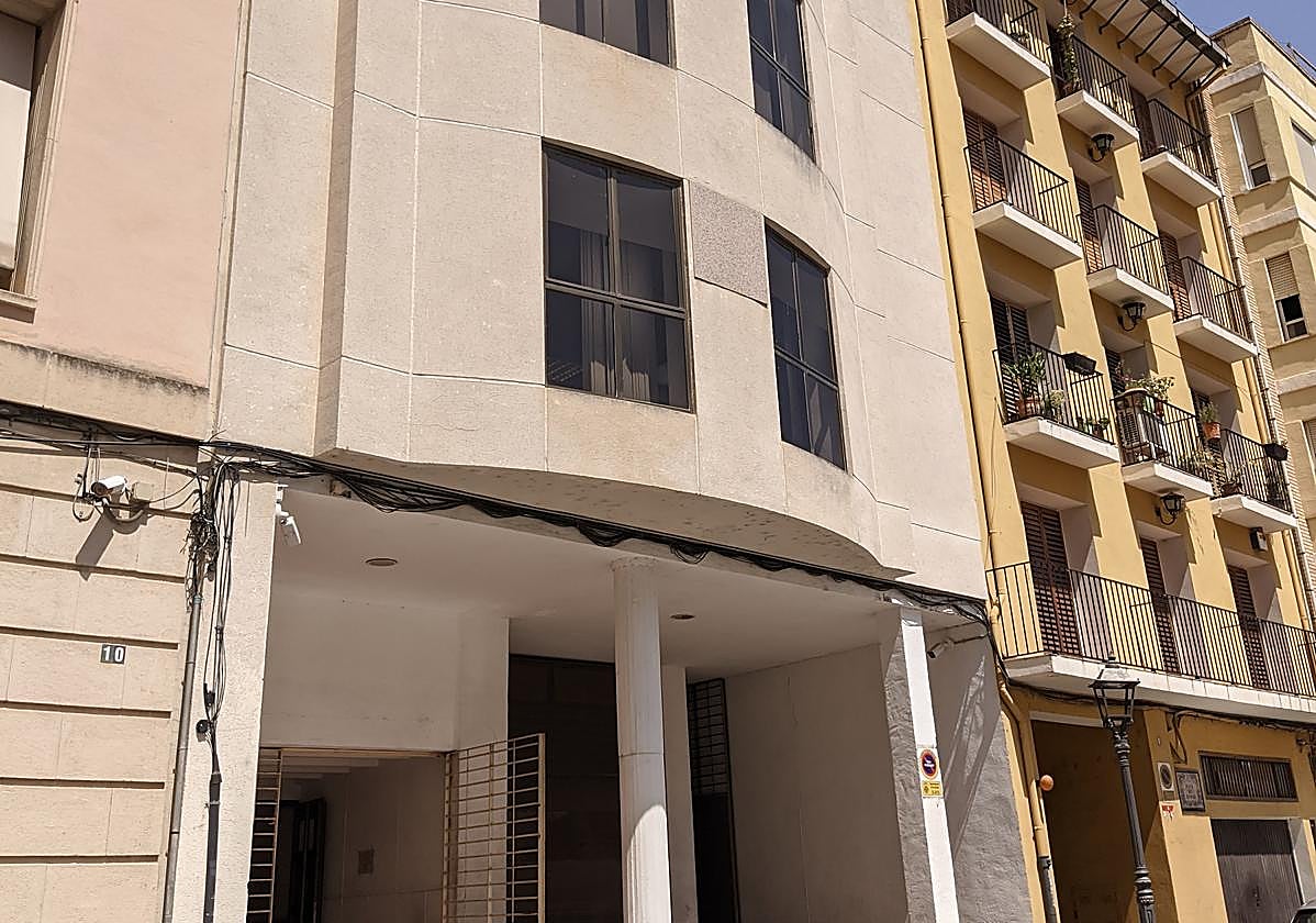 Uno de los edificios judiciales de Alzira.