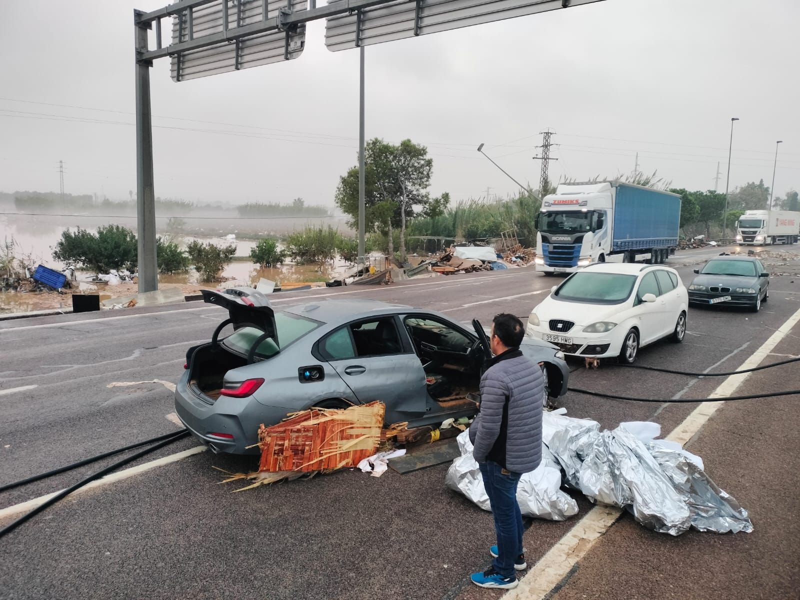 Fotos: los destrozos de la DANA en el área metropolitana de Valencia