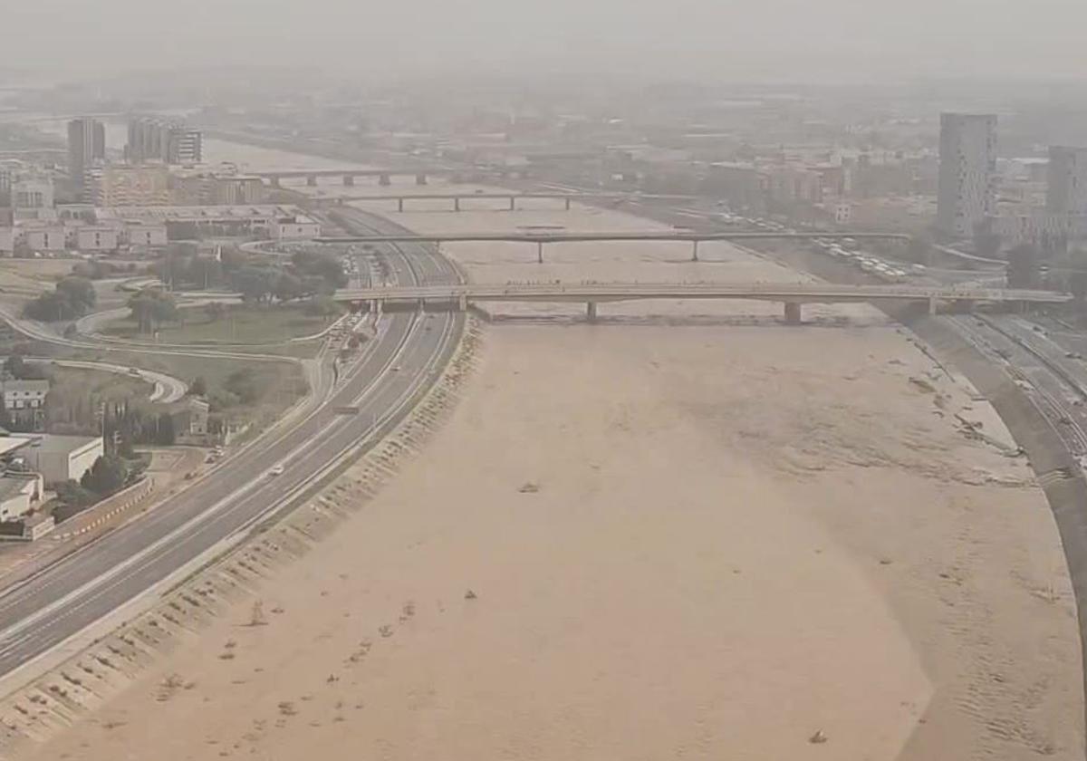 El nuevo cauce del río Turia visto desde un helicóptero