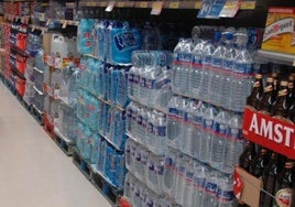 Interior de un supermercado Consum, en una imagen de archivo.