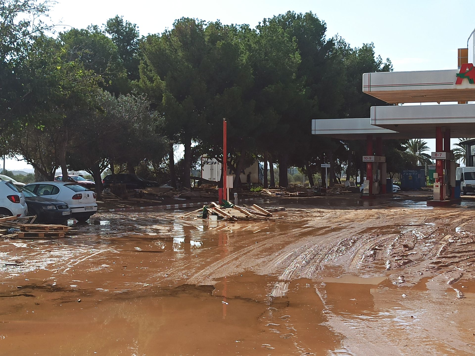 La solidaridad de los pueblos más afectados por la DANA