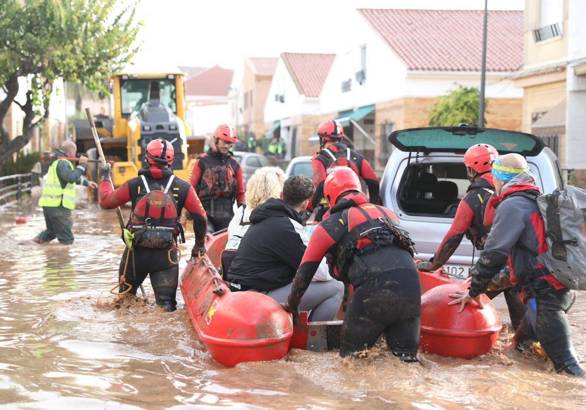 Actuación de rescate de los servicios de emergencias.