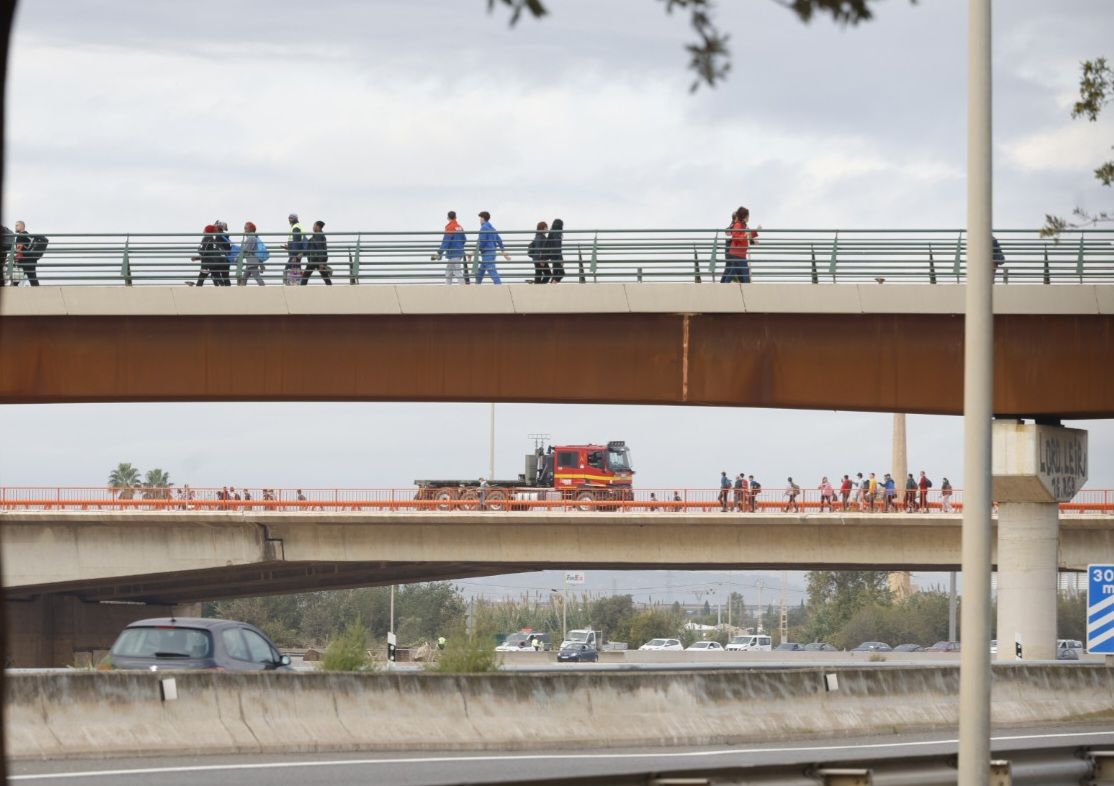 Fotos: la oleada de voluntarios continúa imparable