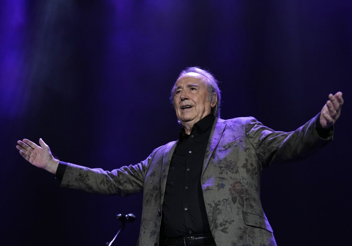 Serrat vuelve a subirse a los escenarios con un concierto benéfico por los afectados de la DANA en Valencia