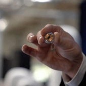 Elon Musk podrá probar fuera de EEUU un chip cerebral que permite a tetrapléjicos controlar dispositivos externos con sus pensamientos