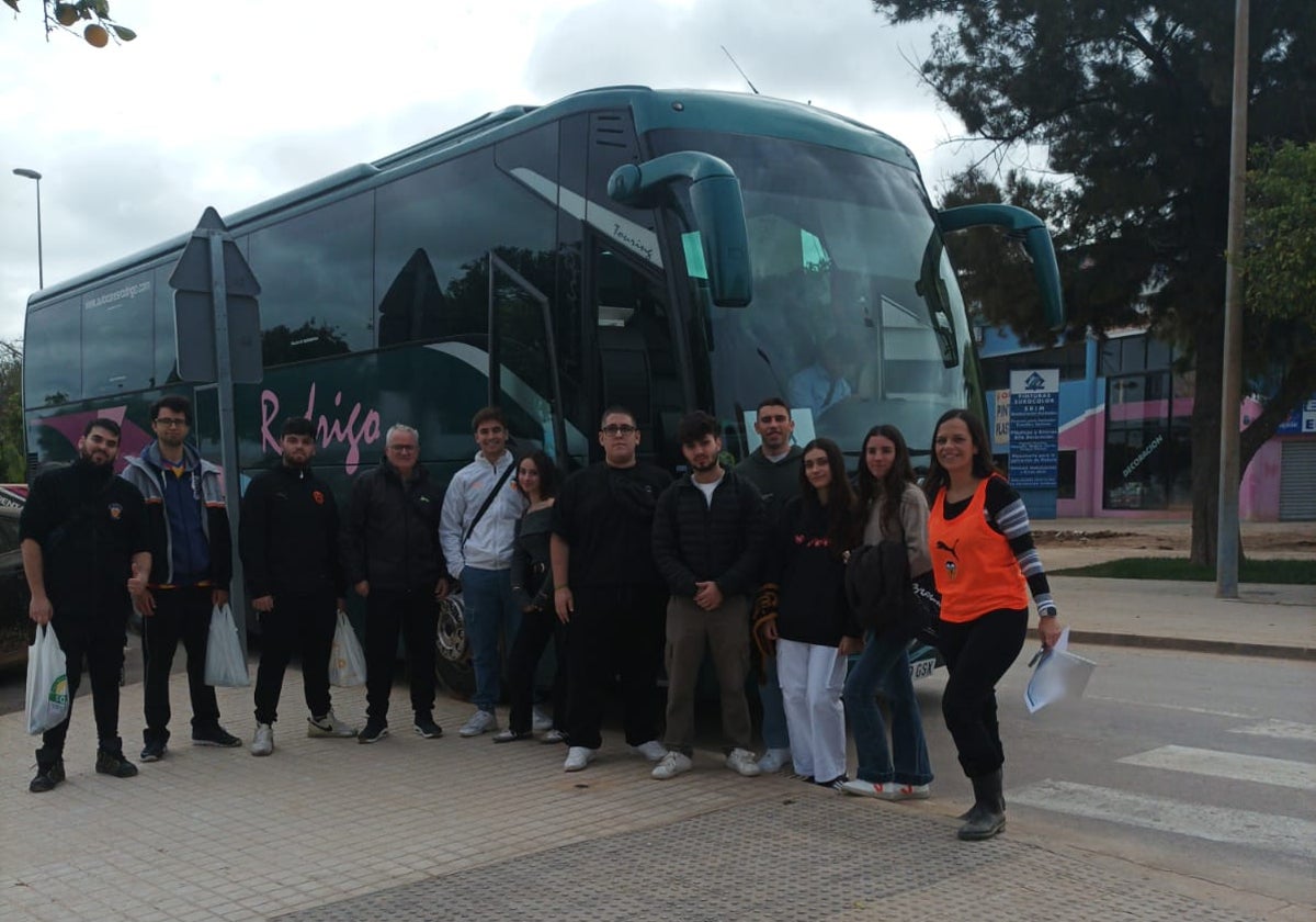 El primer punto de recogida de los afectados por la DANA, Alfafar