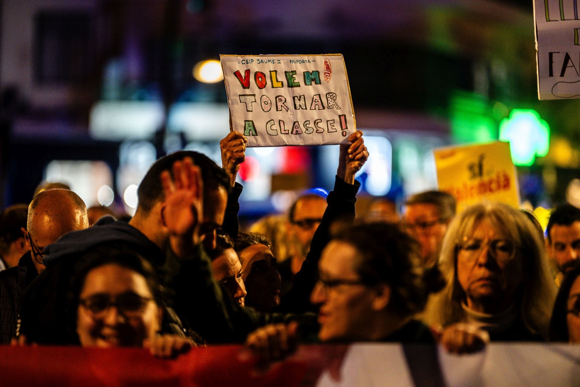 Imágenes de la manifestación en Valencia contra la gestión de Educación tras la DANA