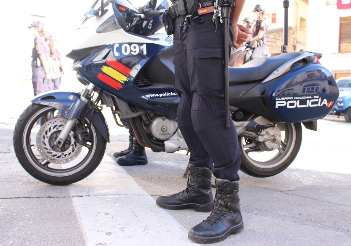 Agente de la Policía Nacional.