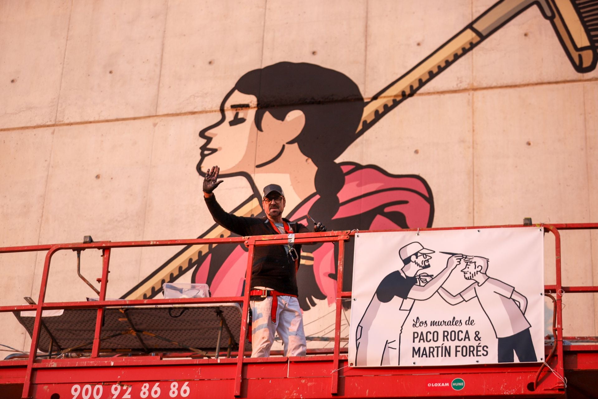 El homenaje de Paco Roca a los voluntarios de la DANA se hace mural