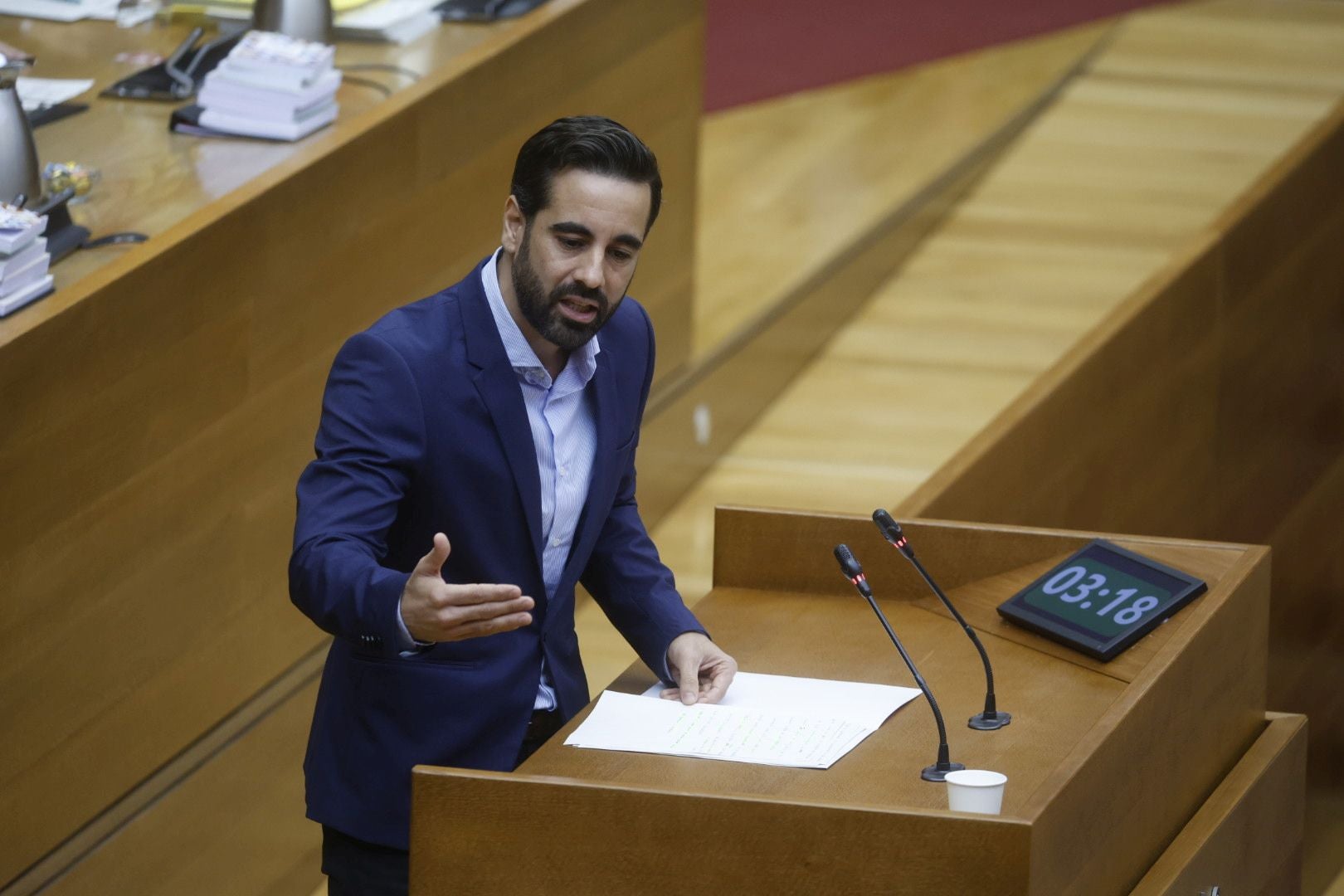 FOTOS | Sesión de control a Mazón en Les Corts