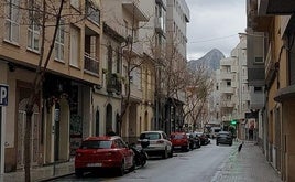 Calle donde vivía la víctima.