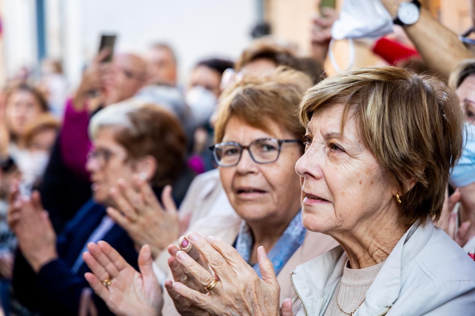 La Virgen de los Desamparados visita las parroquias de Paiporta afectadas por la DANA