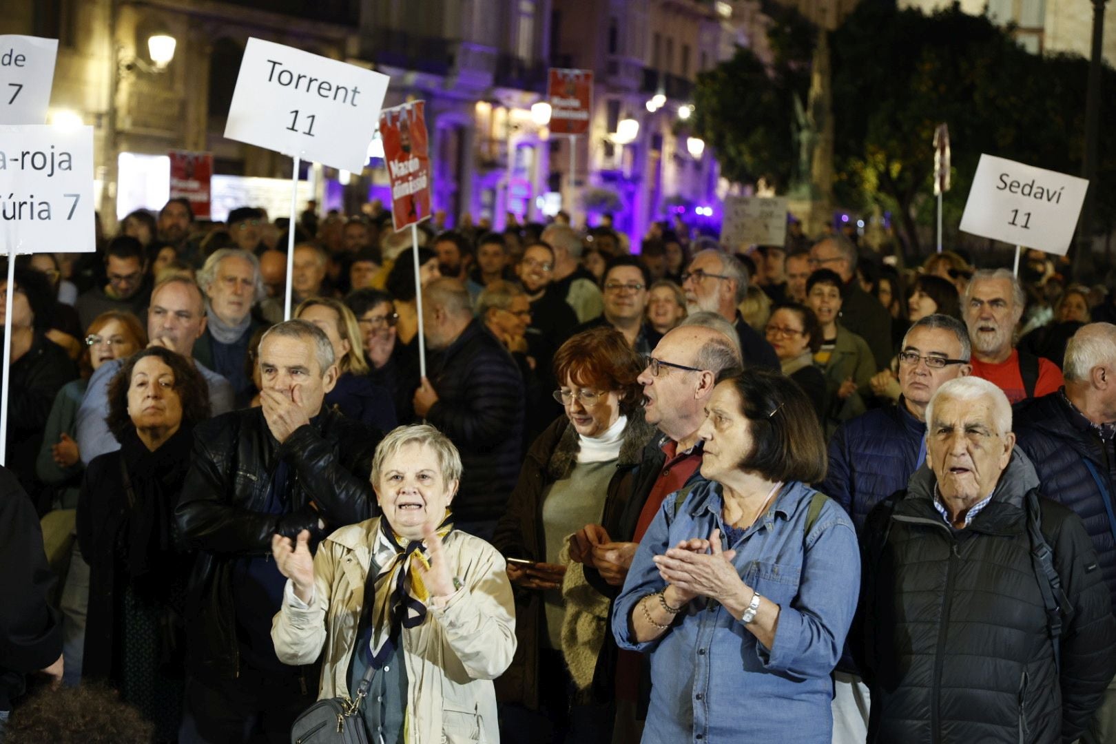 Concentración en la Plaza de la Virgen de Valencia.