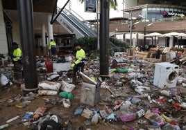 Efectos de la Dana en el Centro Comercial Bonaire.